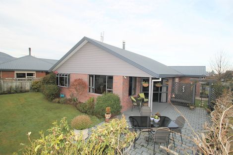 Photo of property in 15 Silverstream Drive, Mosgiel, 9024