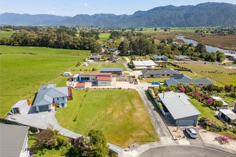 Photo of property in 18 Mcdonald Place, Collingwood, 7073