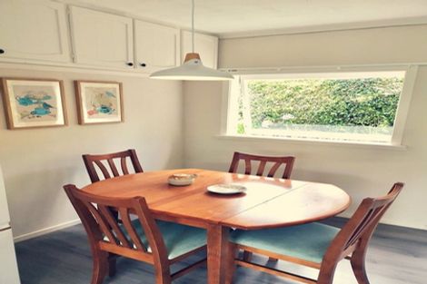 Photo of property in 35 Montgomery Avenue, Rothesay Bay, Auckland, 0630