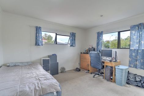 Photo of property in 23 Medallion Drive, Oteha, Auckland, 0632