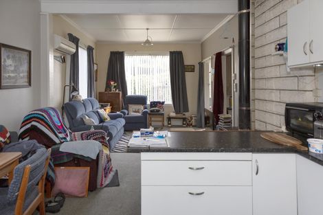 Photo of property in 60 Perth Street, South Hill, Oamaru, 9400