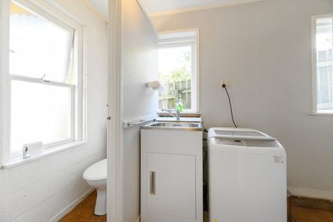 Photo of property in 17 Coronation Road, Hillcrest, Auckland, 0627