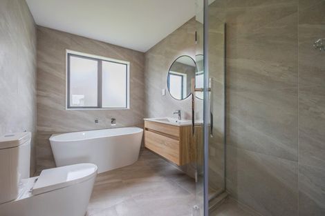 Photo of property in 3a Nor'east Drive, Northcross, Auckland, 0632