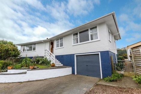 Photo of property in 37 Belair Avenue, Blagdon, New Plymouth, 4310