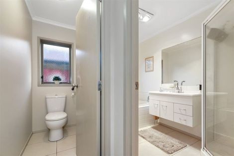 Photo of property in 99 Barrington Drive, Huntington, Hamilton, 3210