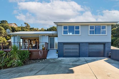 Photo of property in 92 Mana View Road, Paremata, Porirua, 5026