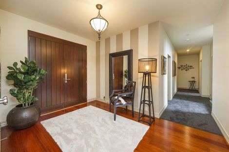 Photo of property in 17a Montgomery Terrace, Hokowhitu, Palmerston North, 4410