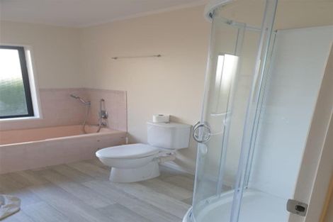 Photo of property in 1/30 Mccahill Views, Botany Downs, Auckland, 2010