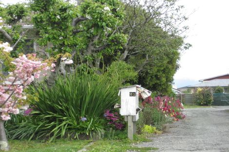 Photo of property in 1/21 Devon Street, Stoke, Nelson, 7011