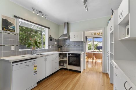 Photo of property in 1 Goldsborough Avenue, Raumati Beach, Paraparaumu, 5032