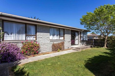 Photo of property in 1/2 Takapu Place, Bromley, Christchurch, 8062