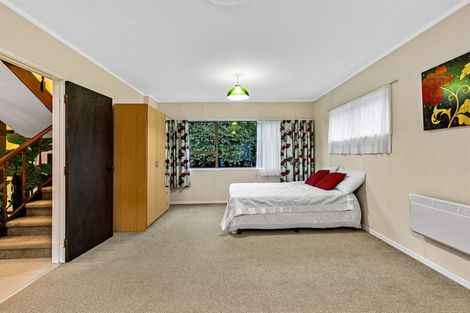 Photo of property in 2/18 Rangitoto Terrace, Milford, Auckland, 0620