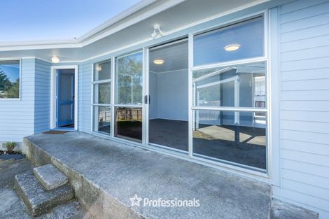 Photo of property in 23 Blueberry Grove, Timberlea, Upper Hutt, 5018