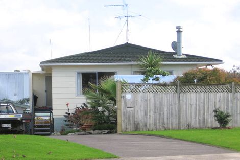 Photo of property in 10 Bay Vista Drive, Red Beach, 0932