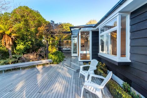 Photo of property in 9 Joyce Crescent, Ilam, Christchurch, 8041