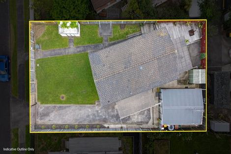 Photo of property in 9 De Quincey Terrace, Highland Park, Auckland, 2010