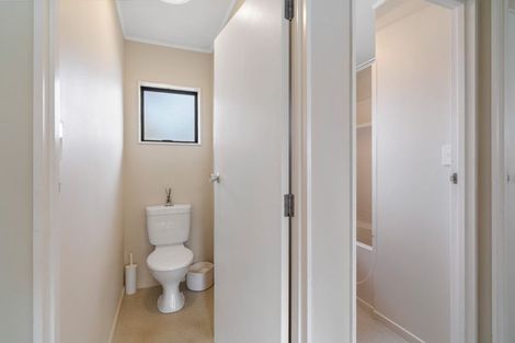 Photo of property in 2/5 Bolina Crescent, Pakuranga, Auckland, 2010