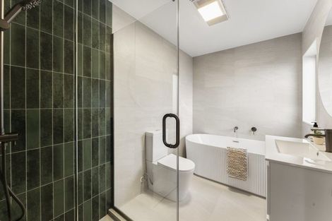 Photo of property in 125 Ridge Road, Howick, Auckland, 2014