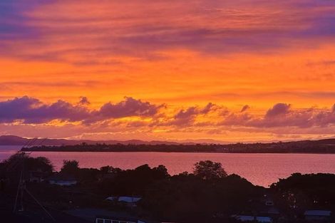 Photo of property in 30 Churchill Road, Cockle Bay, Auckland, 2014