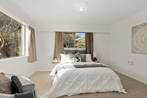 Photo of property in 51a Ludlam Crescent, Woburn, Lower Hutt, 5010