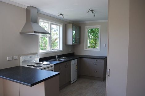 Photo of property in 48 Moana Road, Kelburn, Wellington, 6012