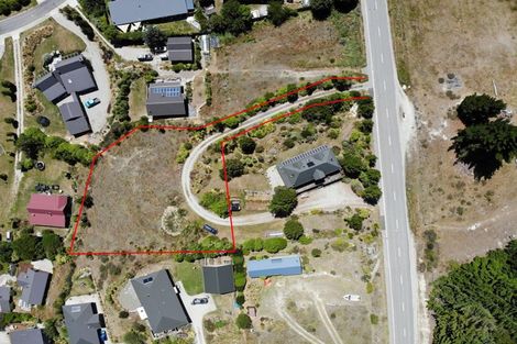 Photo of property in 16 Muir Road, Lake Hawea, 9382