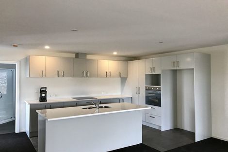 Photo of property in 202/200 Pilkington Road, Point England, Auckland, 1072