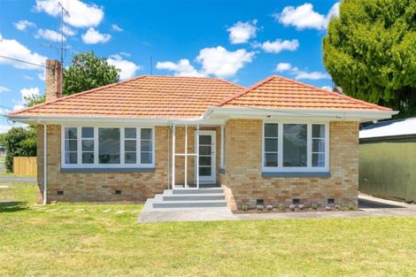 Photo of property in 2 Old Farm Road, Hamilton East, Hamilton, 3216