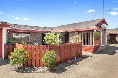 Photo of property in 2/15 Victoria Avenue, Whakatane, 3120
