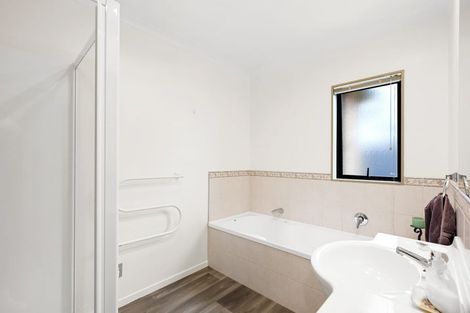 Photo of property in 6 Callum Court, Rototuna, Hamilton, 3210