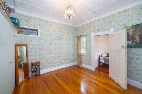 Photo of property in 44 Victoria Street, Carterton, 5713