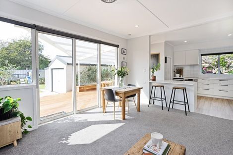 Photo of property in 129 Joseph Street, Waverley, Invercargill, 9810