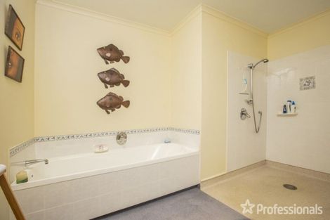 Photo of property in 69 Frederick Street, Carterton, 5713