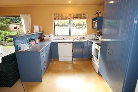 Photo of property in 67a Mckenzie Avenue, Arkles Bay, Whangaparaoa, 0932