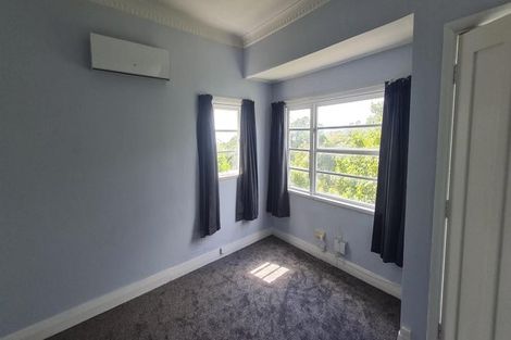 Photo of property in 4/71 Garden Road, Northland, Wellington, 6012