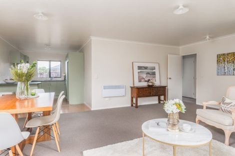 Photo of property in 7 Ari Lane, Mangere, Auckland, 2022