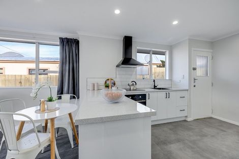 Photo of property in 2/56 Ward Street, Trentham, Upper Hutt, 5018