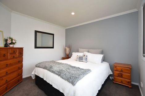 Photo of property in 36 Robert Street, Otatara, Invercargill, 9879