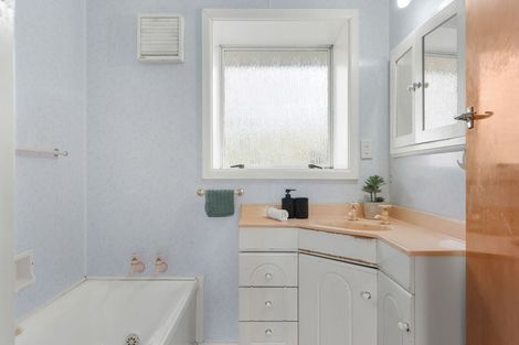 Photo of property in 42 Grahams Road, Ilam, Christchurch, 8041