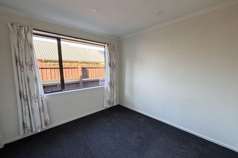 Photo of property in 1/6 Calverton Place, Halswell, Christchurch, 8025
