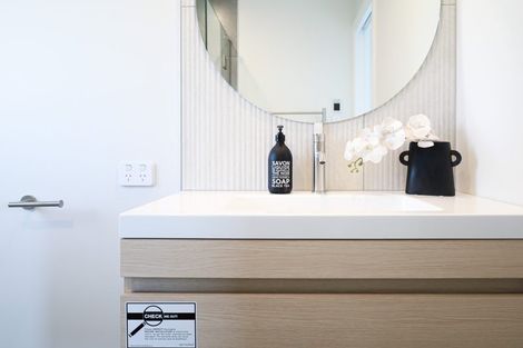 Photo of property in 3 Mangatainoka Lane, Awapuni, Palmerston North, 4412