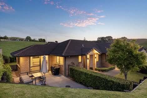 Photo of property in 92 Falcon Drive, Welcome Bay, Tauranga, 3112