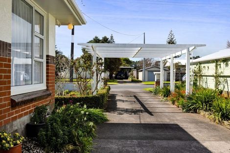 Photo of property in 75 Domett Street, Waitara, 4320