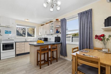 Photo of property in 6 Moana Crescent, Redwoodtown, Blenheim, 7201