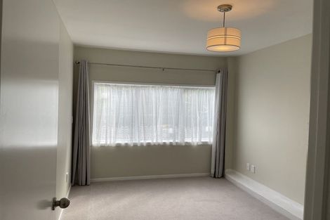 Photo of property in 18 Newstead Avenue, Browns Bay, Auckland, 0632