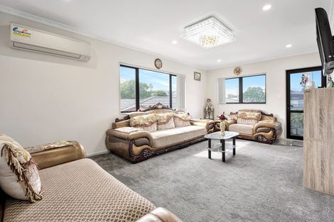 Photo of property in 21e Fort Richard Road, Otahuhu, Auckland, 1062