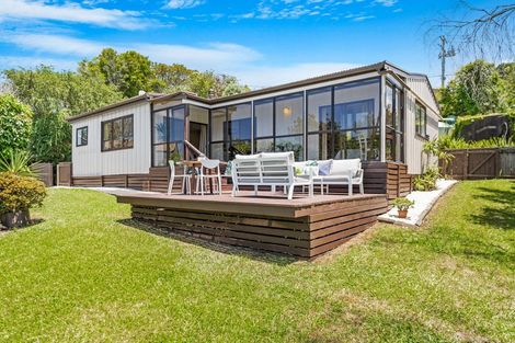 Photo of property in 7 Kauri Road, Stanmore Bay, Whangaparaoa, 0932