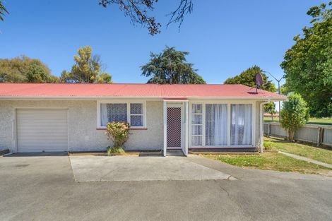 Photo of property in 550 Pioneer Highway, Highbury, Palmerston North, 4412