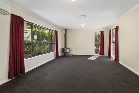 Photo of property in 10 Longitude Place, Whitby, Porirua, 5024