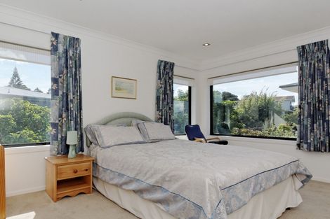 Photo of property in 22d Shetland Street, Glen Eden, Auckland, 0602